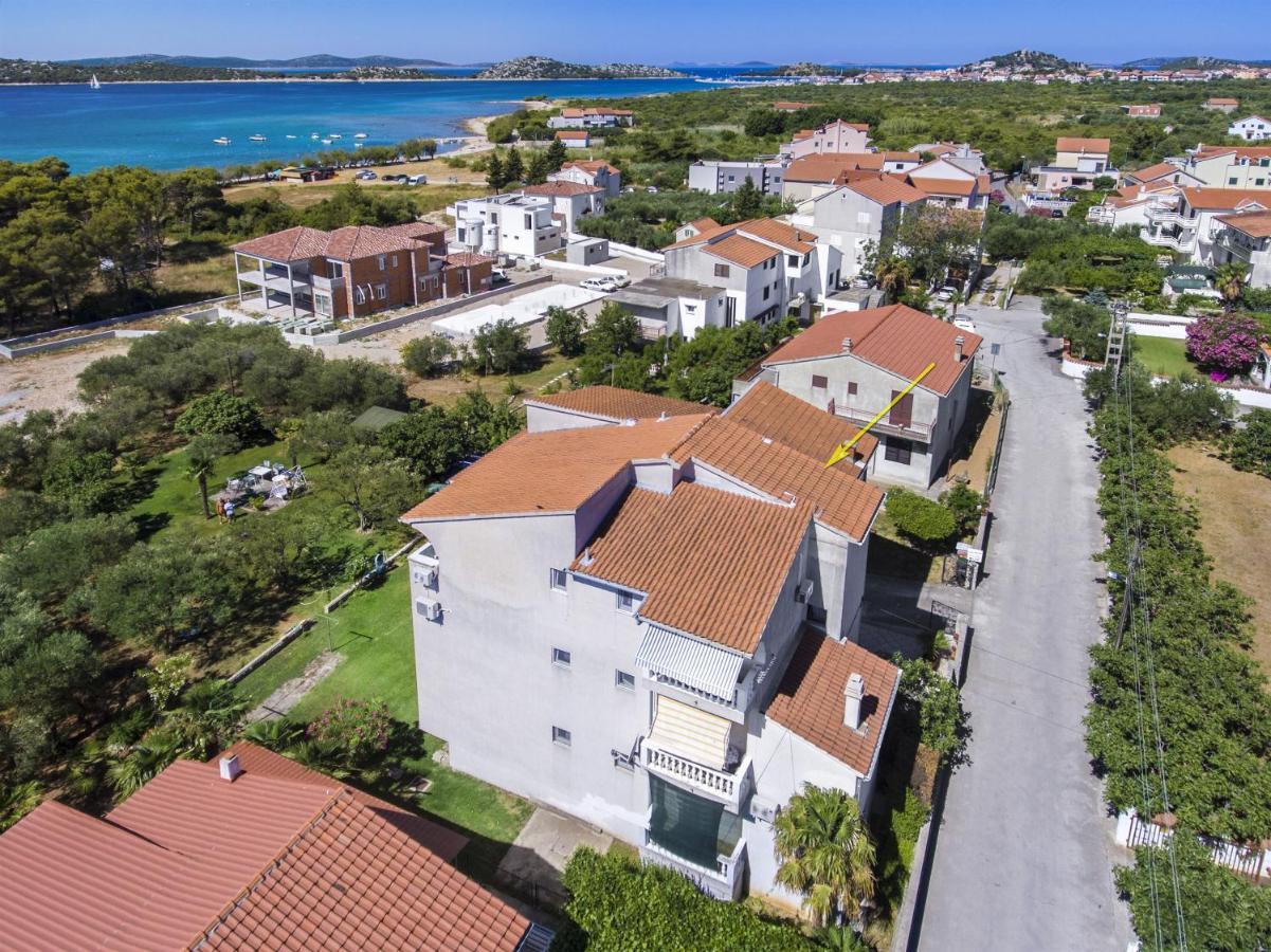 Apartments And Rooms On The Beach Водице Экстерьер фото