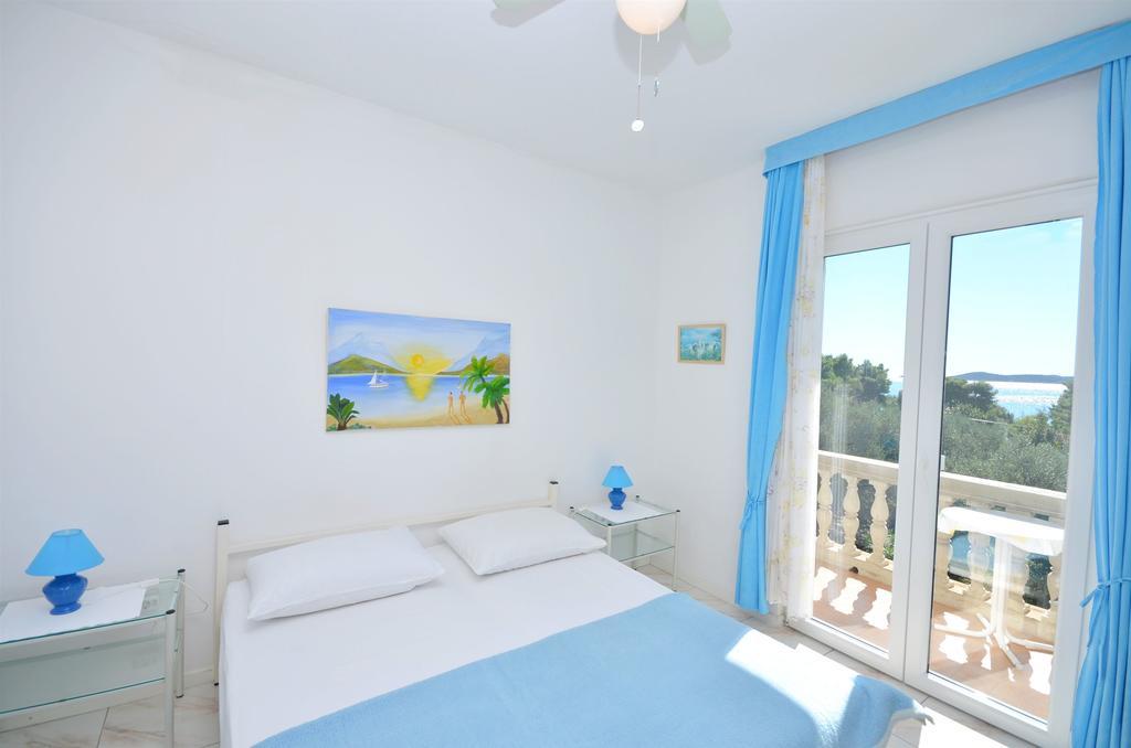 Apartments And Rooms On The Beach Водице Экстерьер фото
